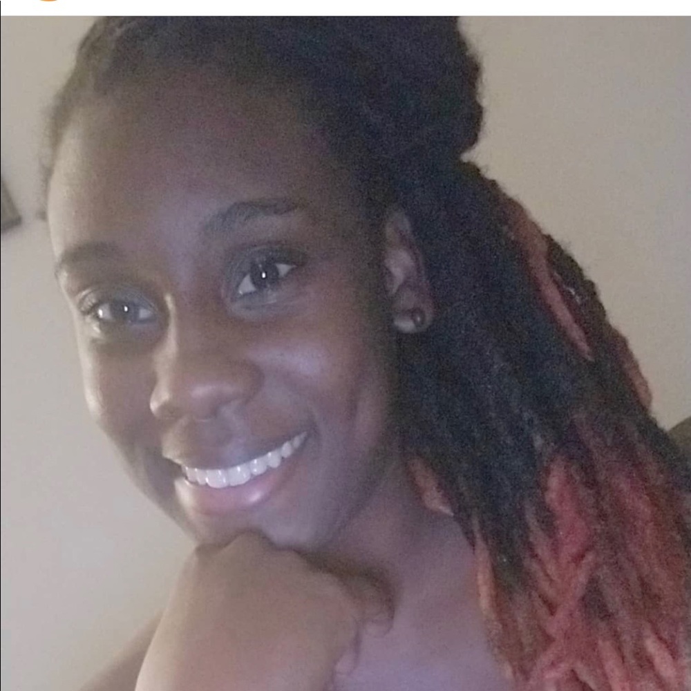 Meet your Posher, Danysha